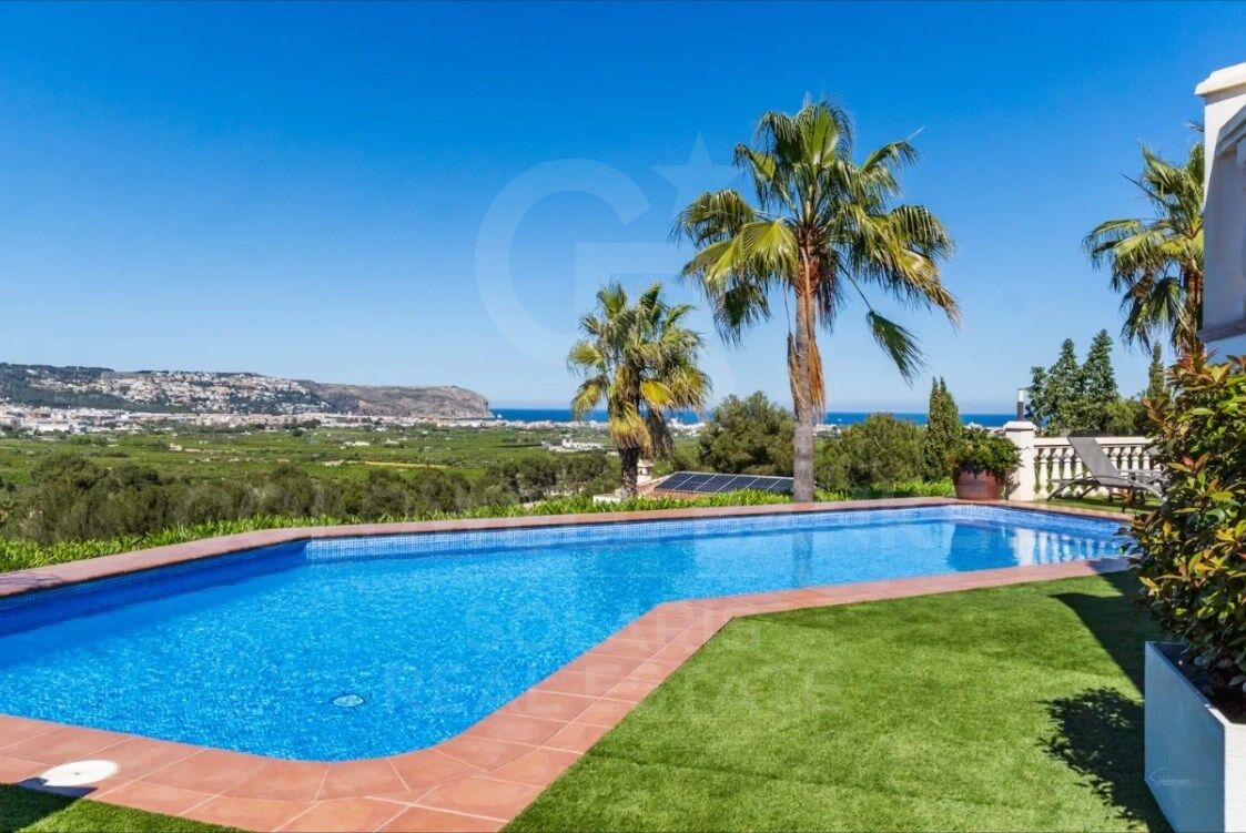 Villa 4 Bedrooms Sale Jávea / Xàbia