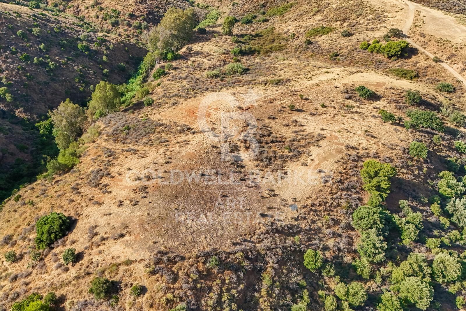 Rustic estate with building potential in Mijas, Costa del Sol