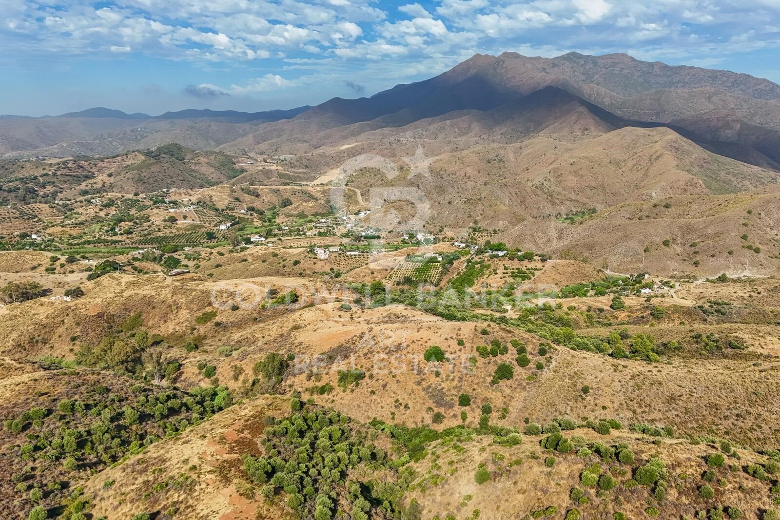 Rustic estate with building potential in Mijas, Costa del Sol