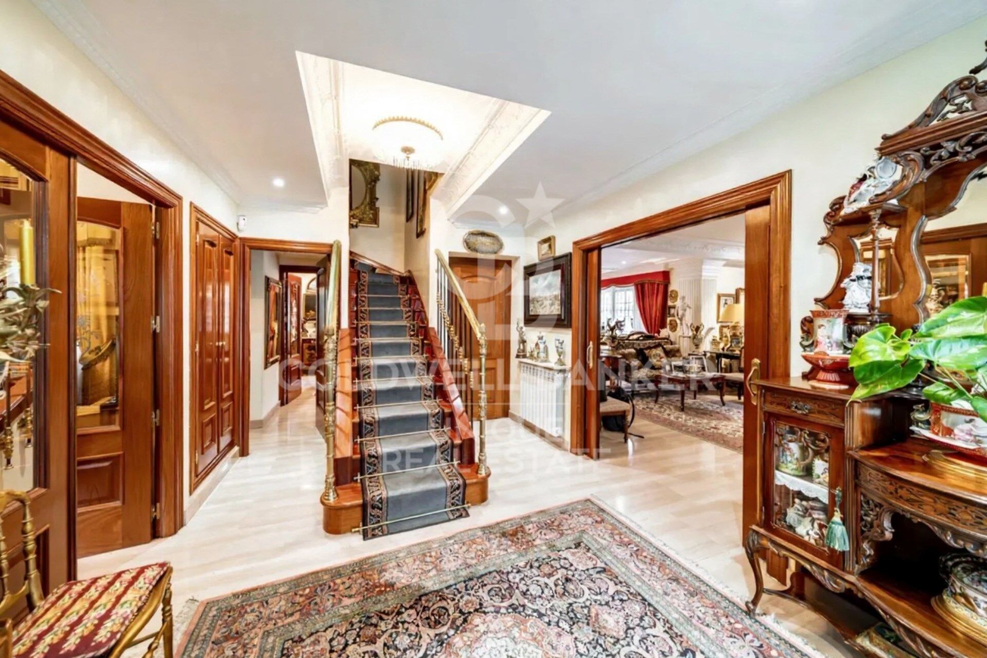 Exclusive villa in Nueva España, Madrid