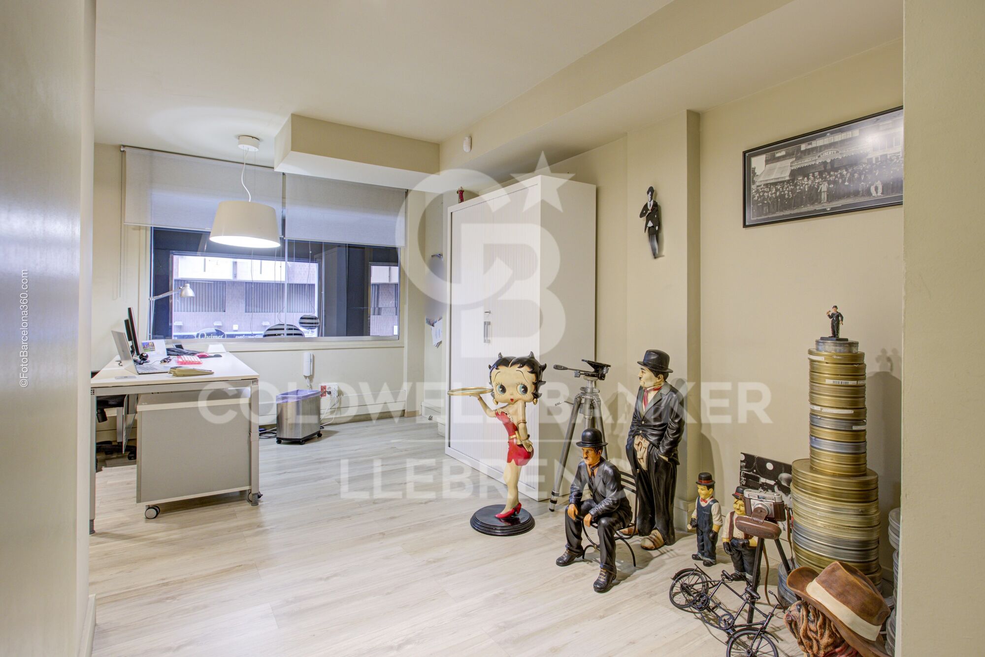 Wonderful duplex premises for sale in Republica Argentina Avenue
