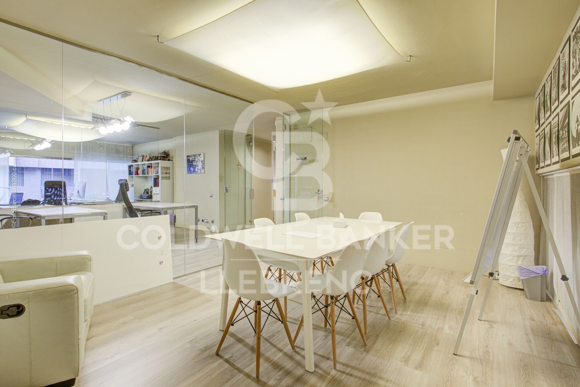 Wonderful duplex premises for sale in Republica Argentina Avenue