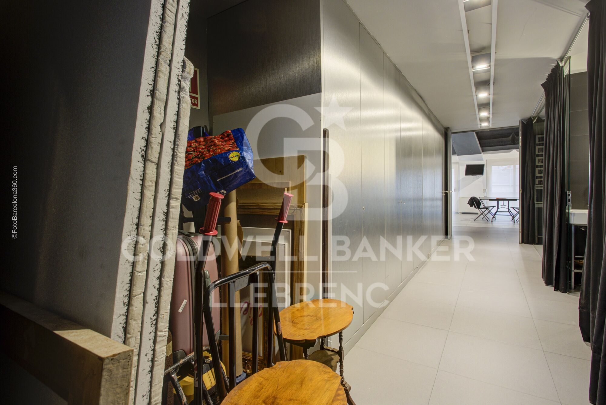 Wonderful duplex premises for sale in Republica Argentina Avenue