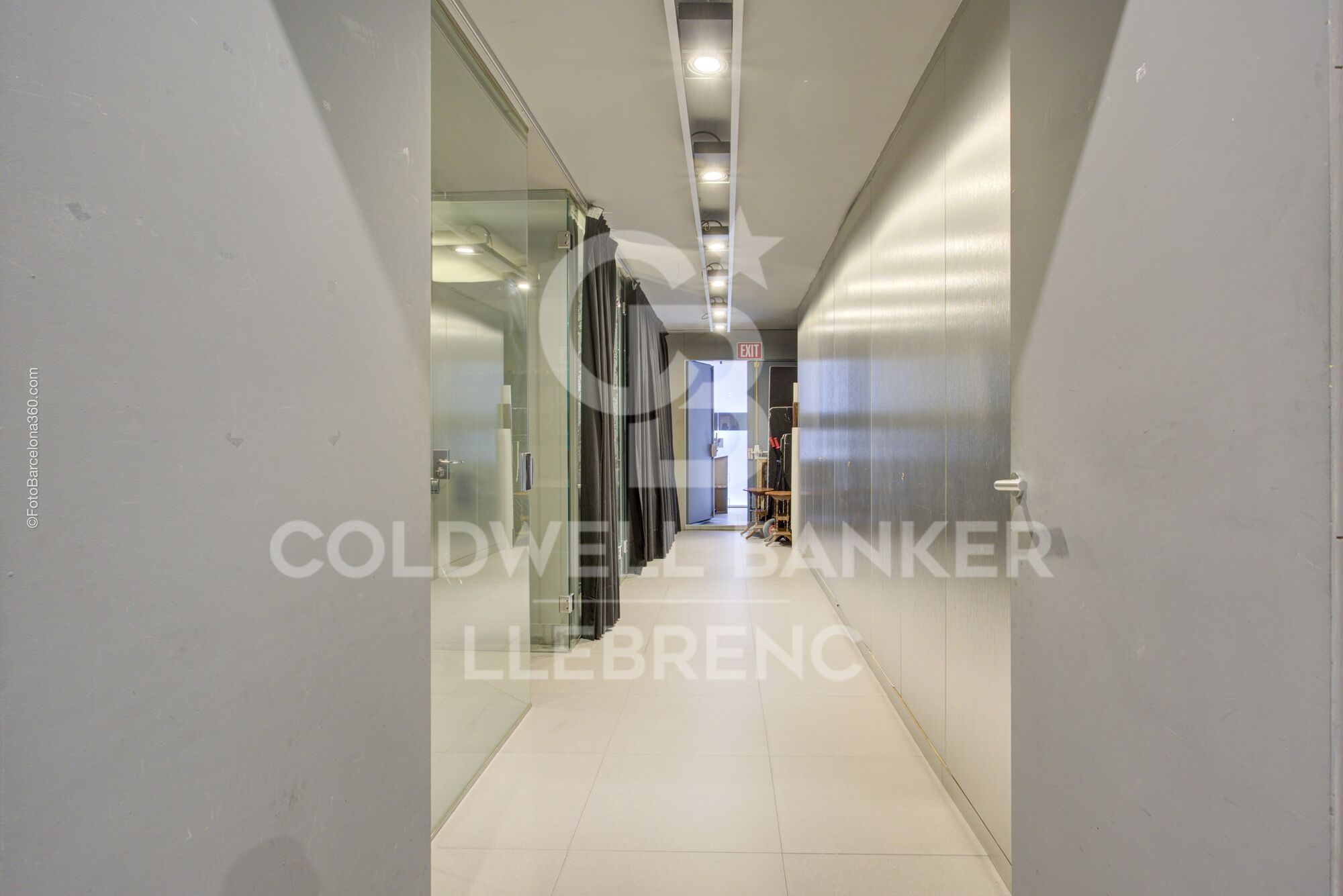 Wonderful duplex premises for sale in Republica Argentina Avenue