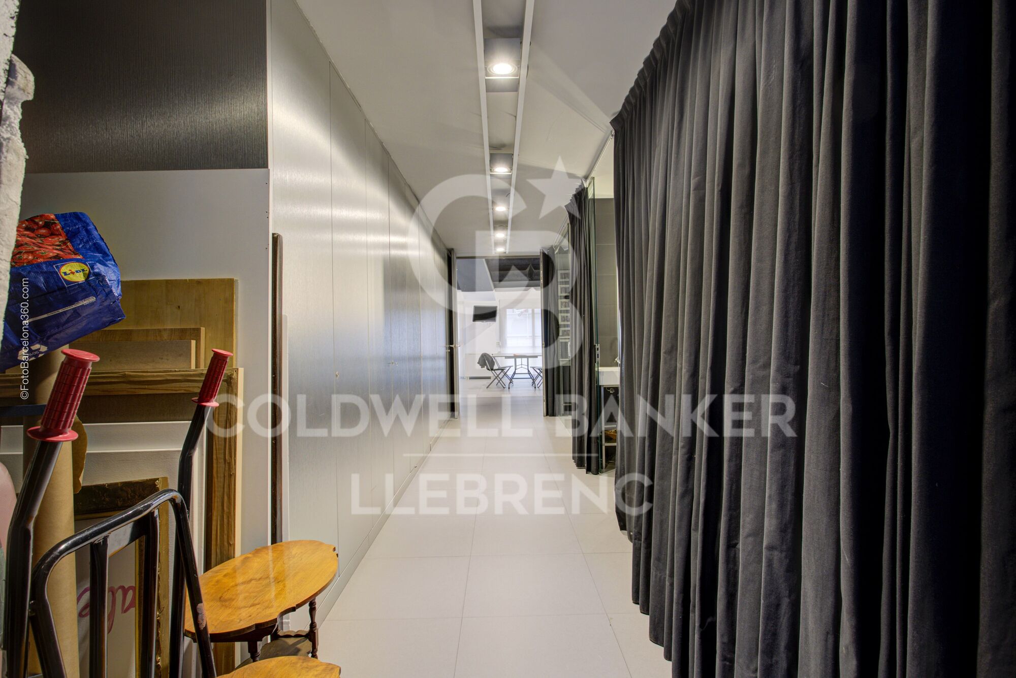 Wonderful duplex premises for sale in Republica Argentina Avenue
