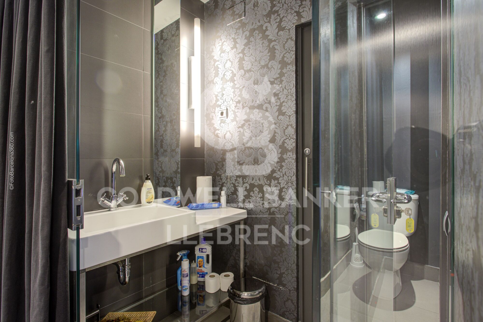 Wonderful duplex premises for sale in Republica Argentina Avenue