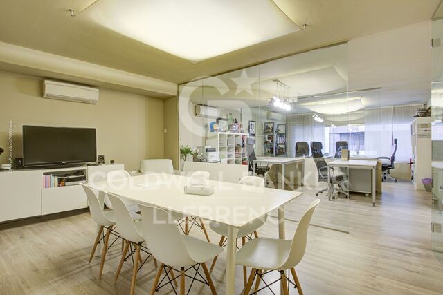 Wonderful duplex premises for sale in Republica Argentina Avenue