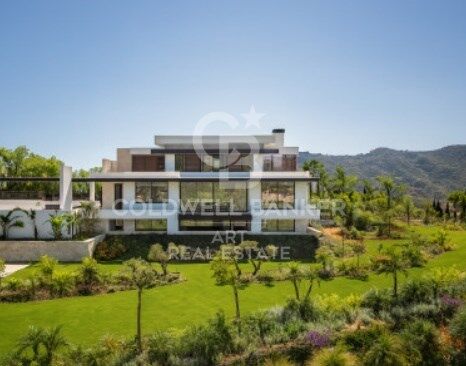 Espectacular villa de nueva construcción en La Zagaleta