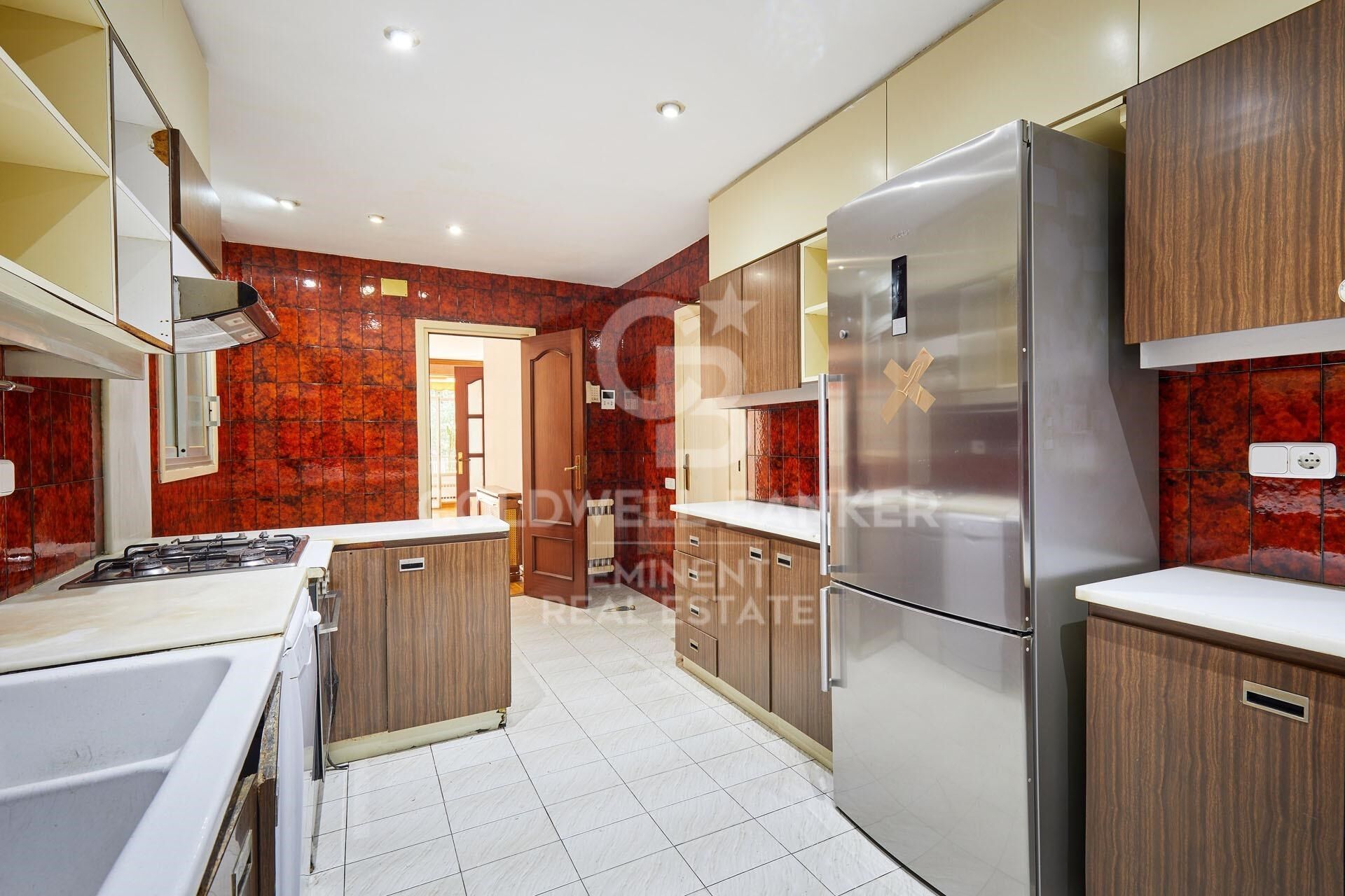 Piso a reformar en venta con plaza de parking incluido, Tenor Masini