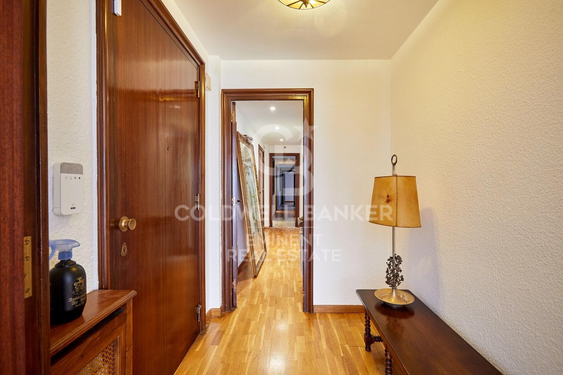 Appartement à rénover à vendre avec place de parking incluse, Tenor Masini