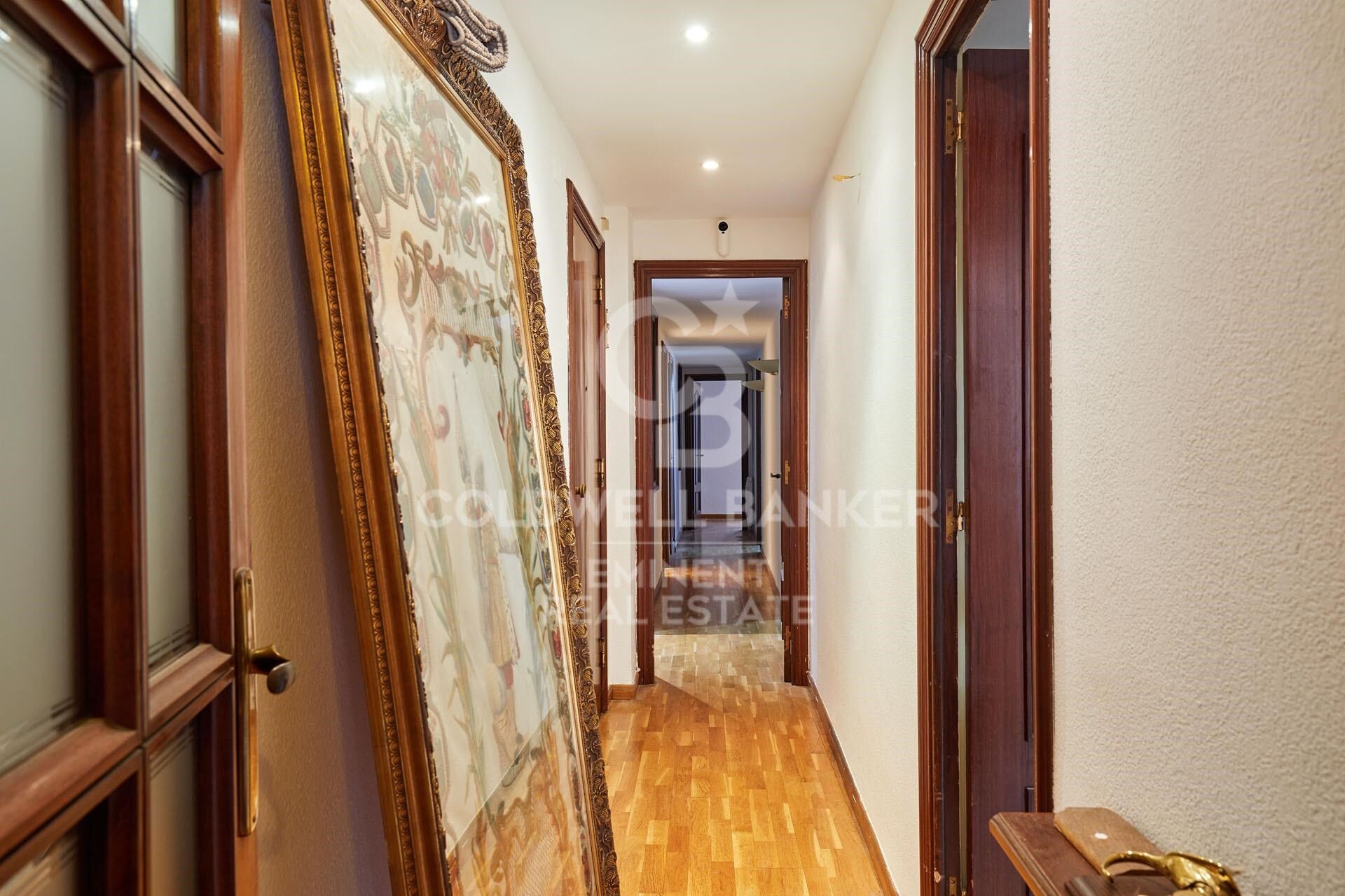 Appartement à rénover à vendre avec place de parking incluse, Tenor Masini