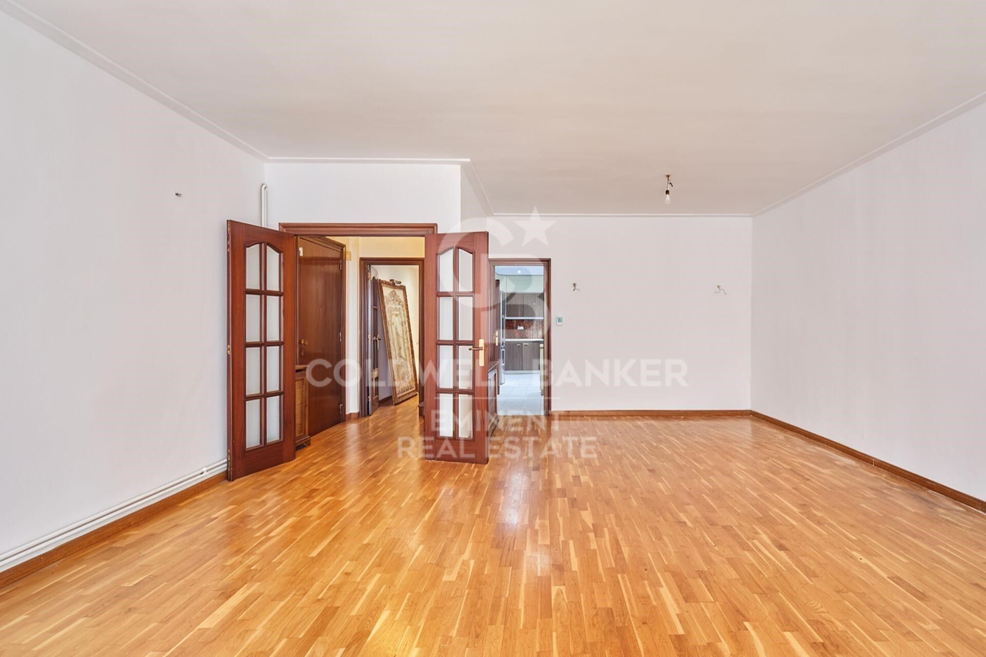 Wohnung zum Renovieren zum Verkauf mit Parkplatz inklusive, Tenor Masini