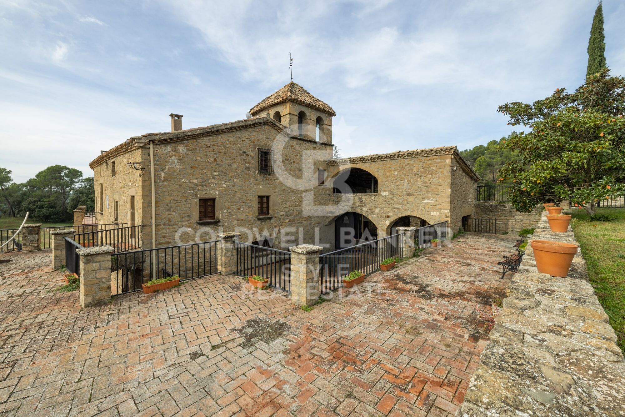 Spectacular farmhouse in Talamanca