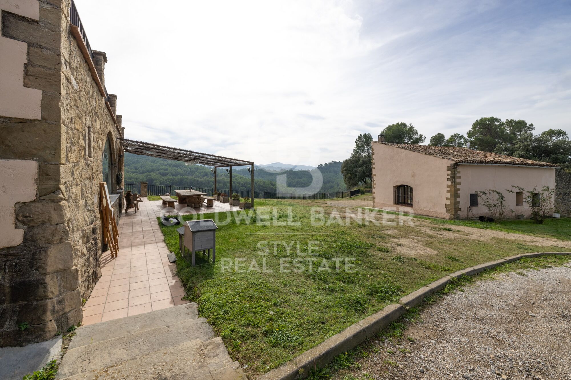 Spectacular farmhouse in Talamanca