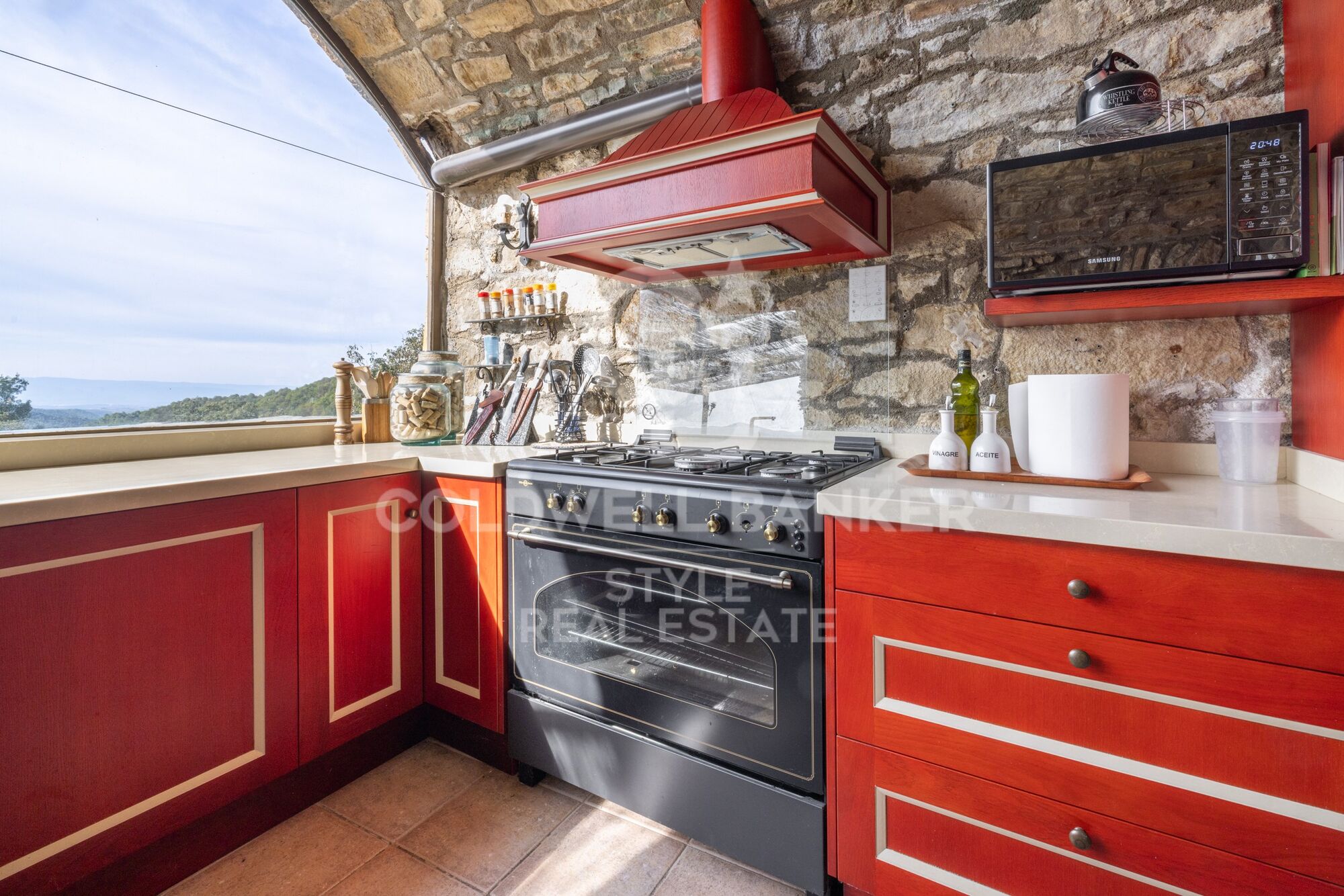 Spectacular farmhouse in Talamanca