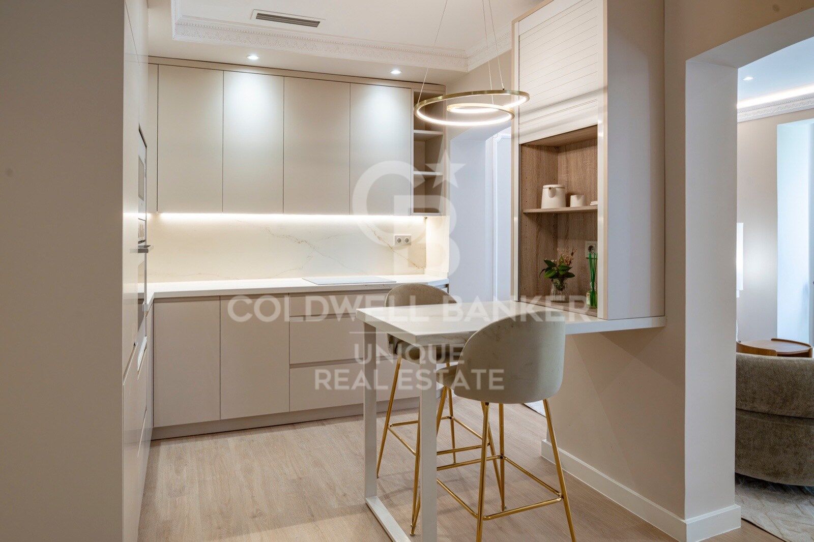 Renovated exterior flat with 2 bedrooms in Goya, Madrid