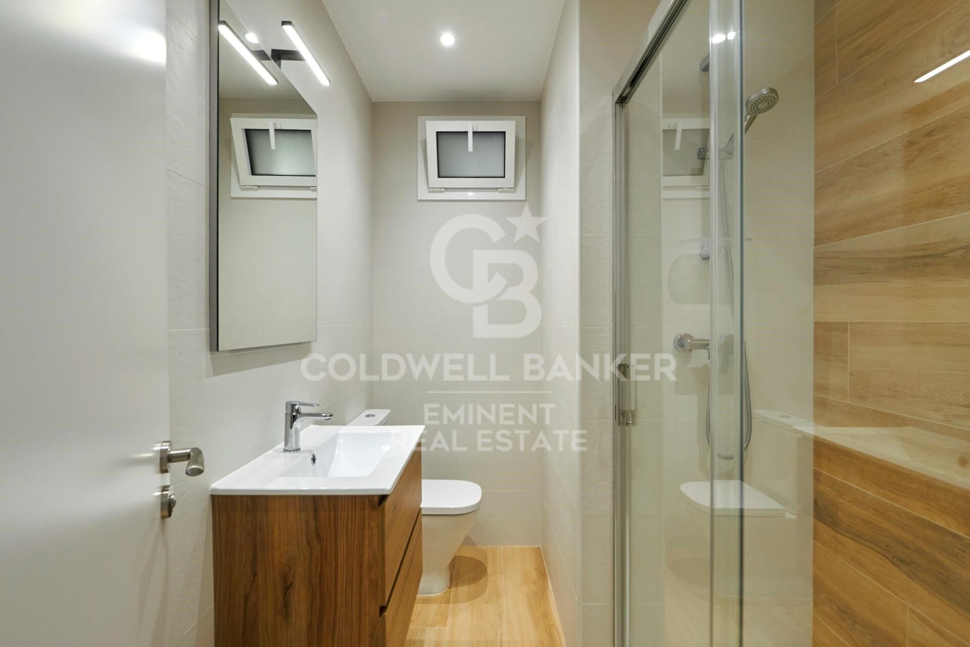 Gran oportunidad en el corazón de Sant Andreu de Palomar, en la calle Malats, a pocos pasos del metro de Sant Andreu.