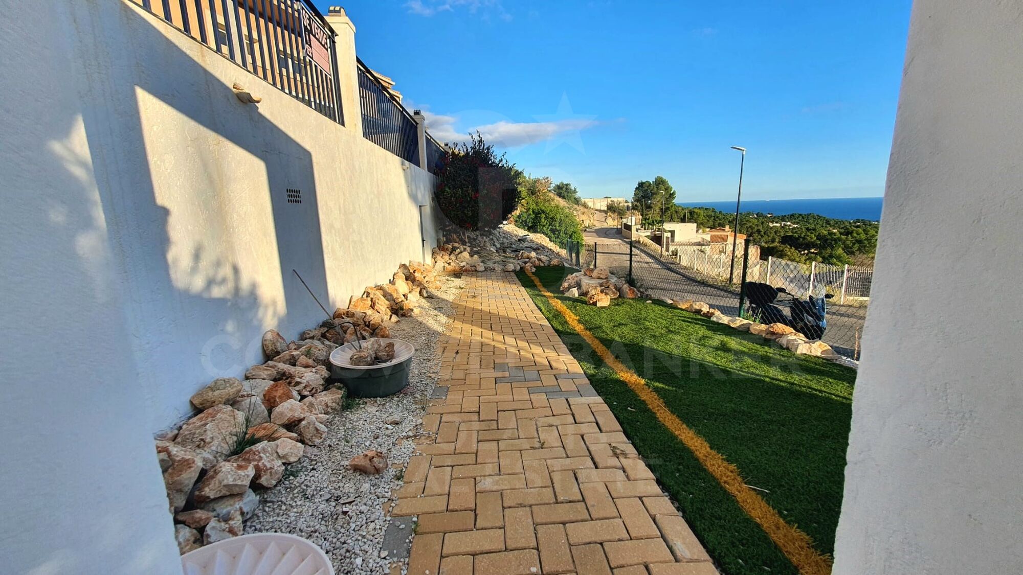 Villa moderna en Altea la Vella con impresionantes vistas panorámicas al mar
