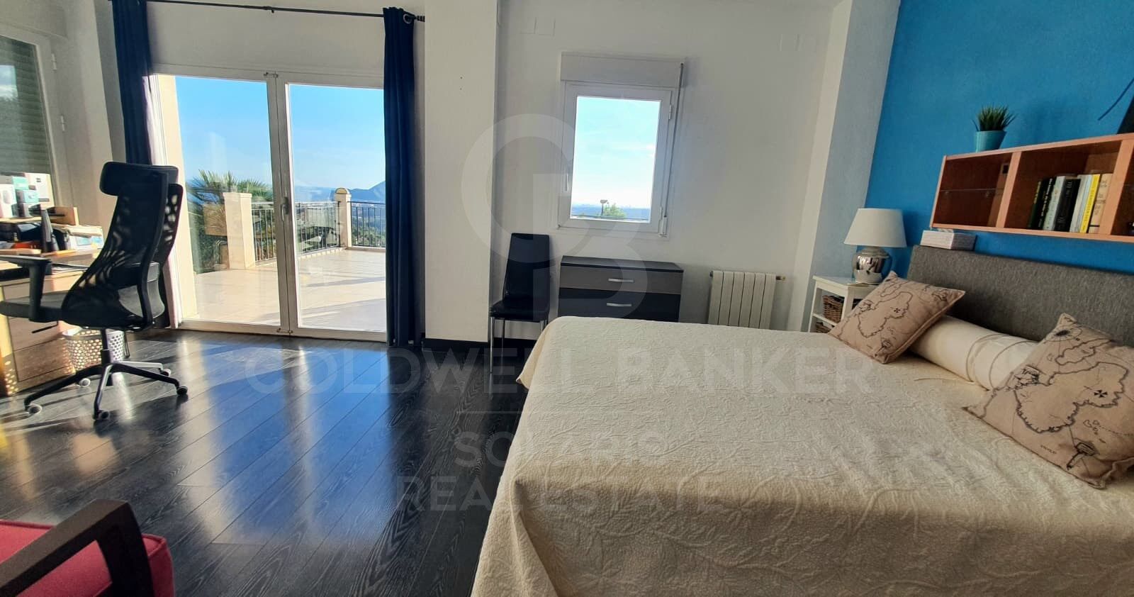 Villa 3 Schlafzimmer, 2 Stockwerke Verkauf Altea