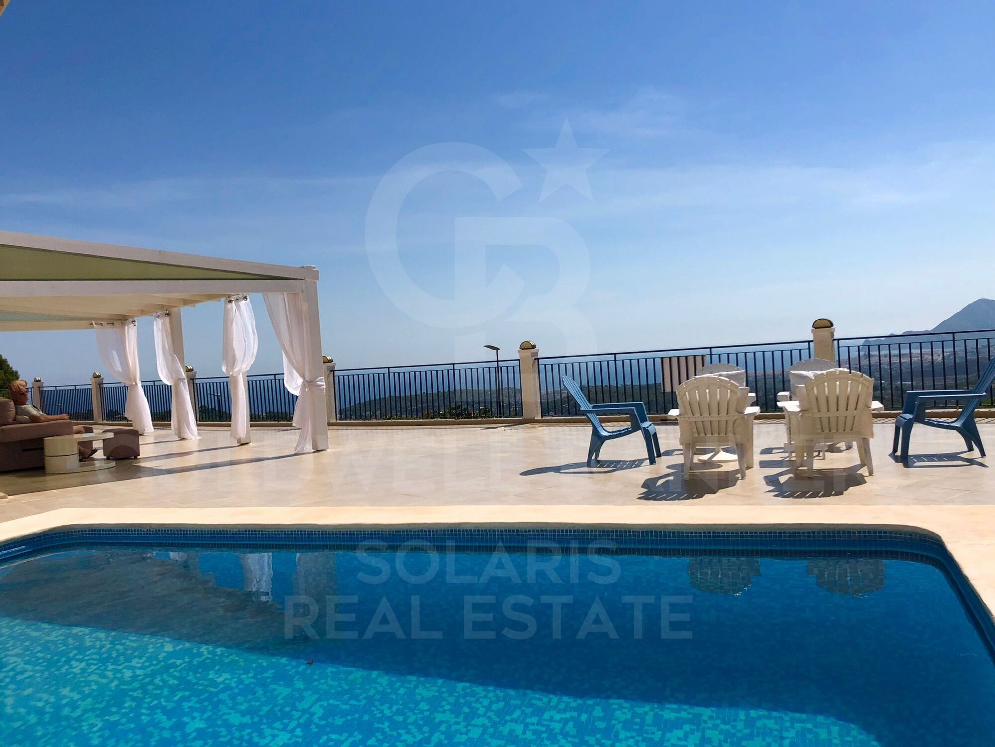 Villa 3 Schlafzimmer, 2 Stockwerke Verkauf Altea