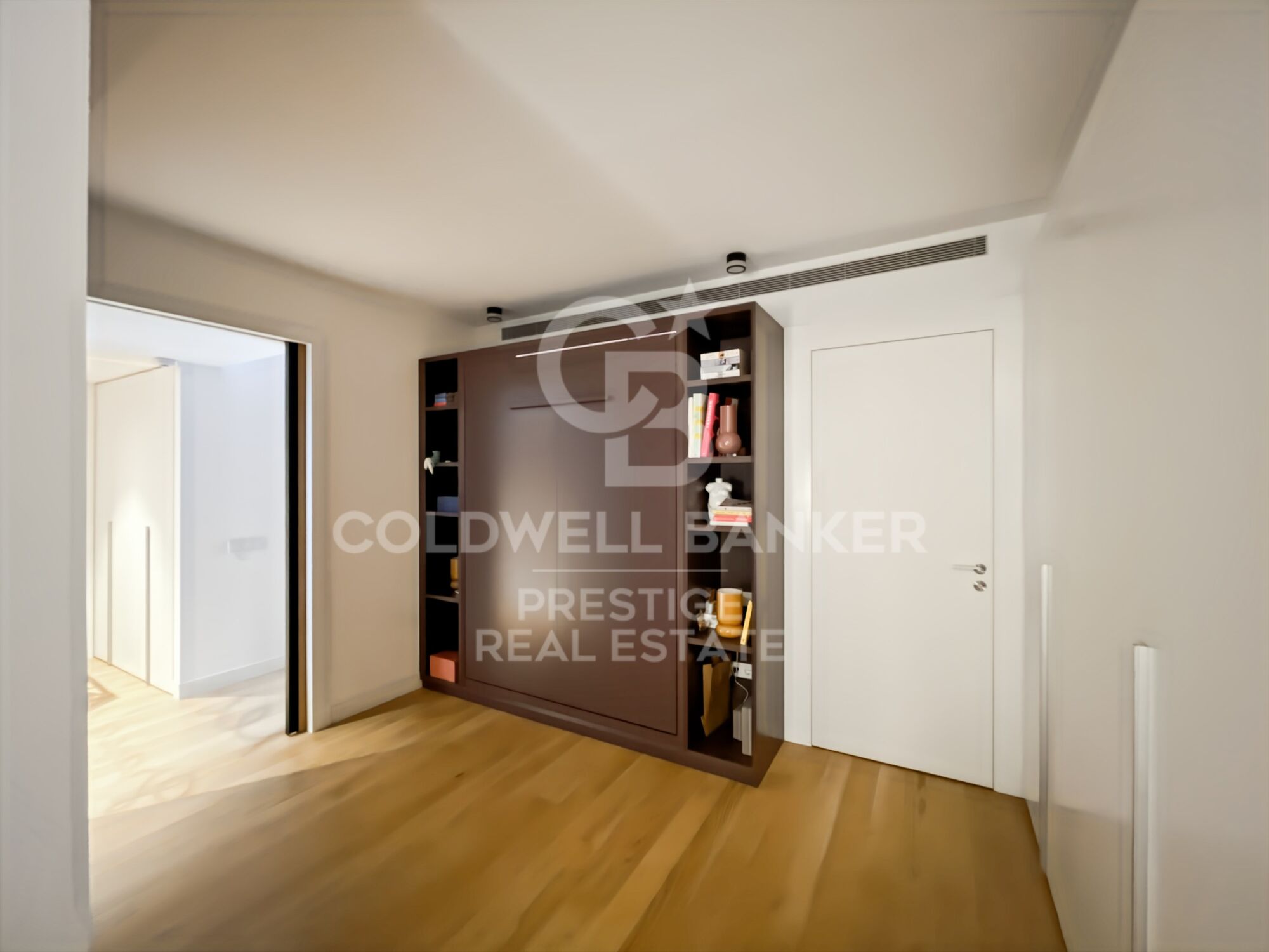 For sale luxury apartment in Eixample Derecho, new development with parking and storage room