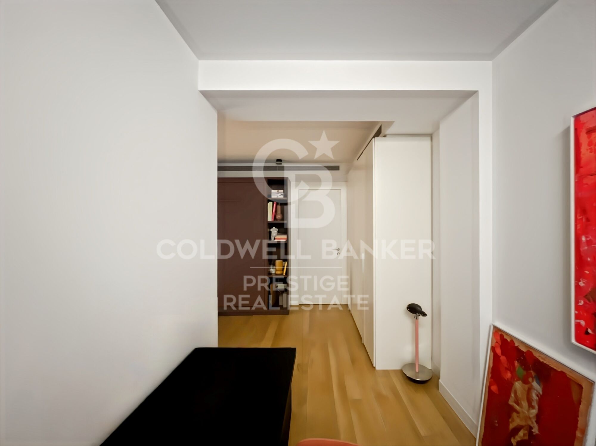For sale luxury apartment in Eixample Derecho, new development with parking and storage room
