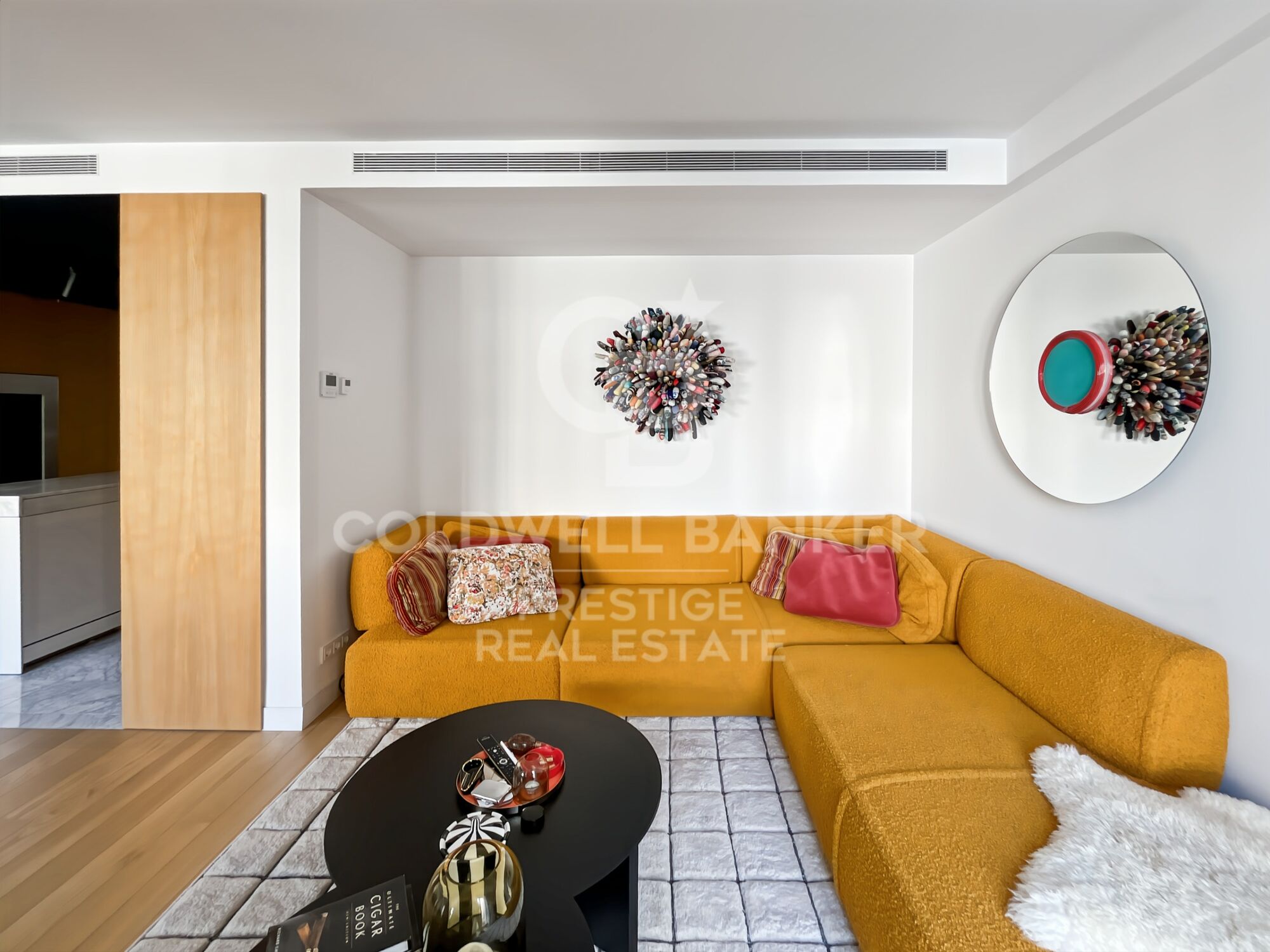 For sale luxury apartment in Eixample Derecho, new development with parking and storage room