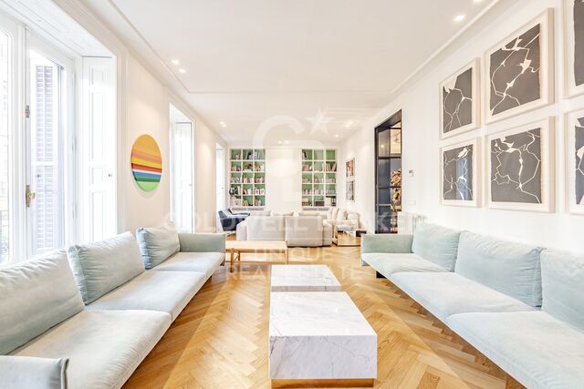 Exclusive renovated flat in the heart of the Barrio de Justicia, in Madrid