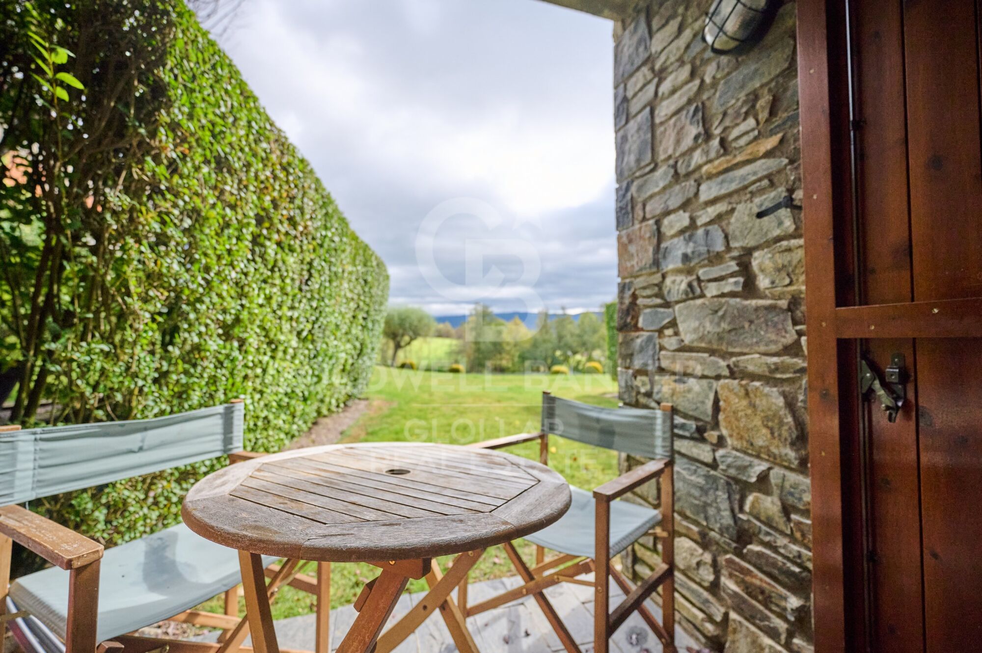 House 4 Bedrooms Sale Ger