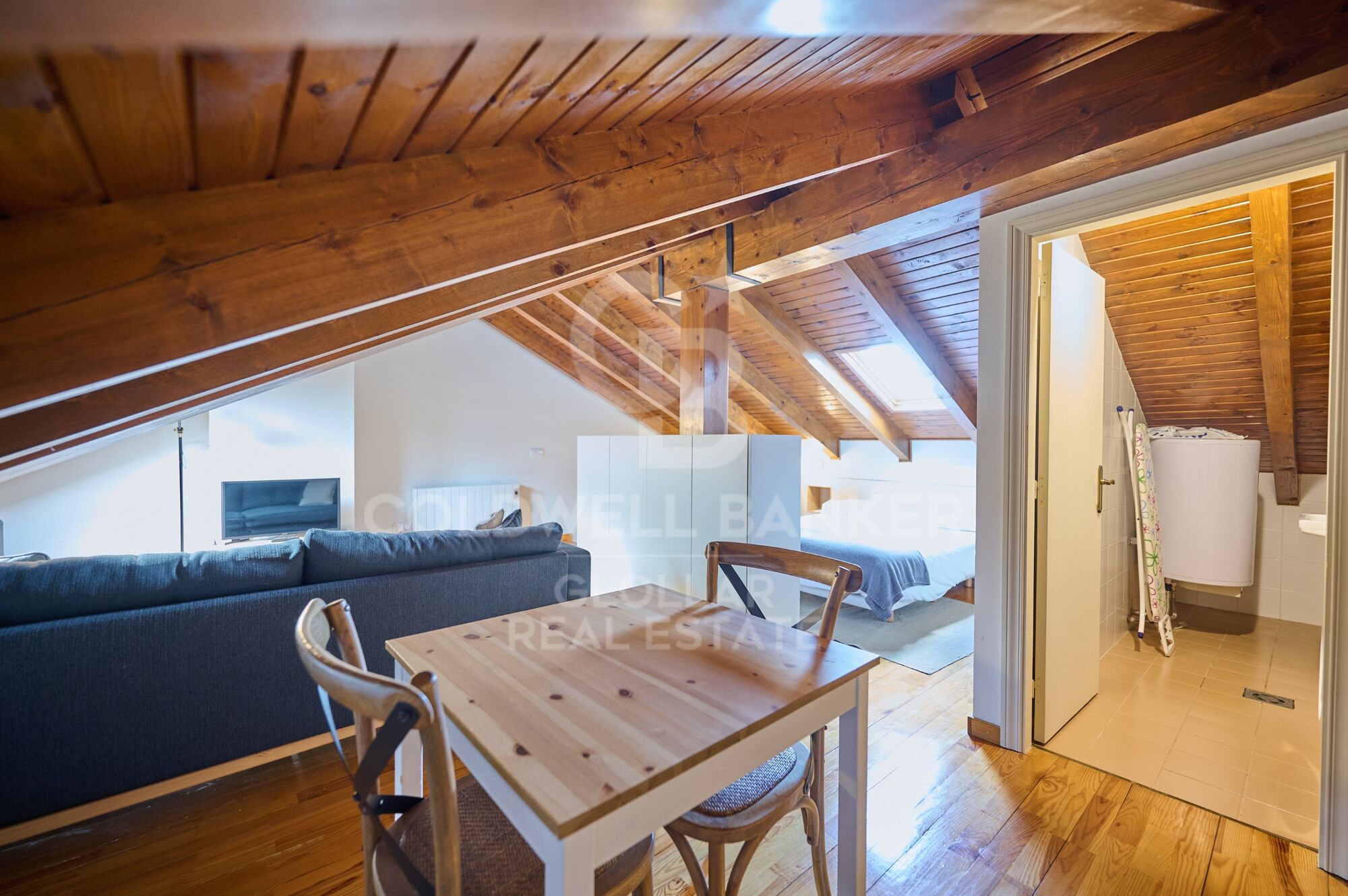 House 4 Bedrooms Sale Ger