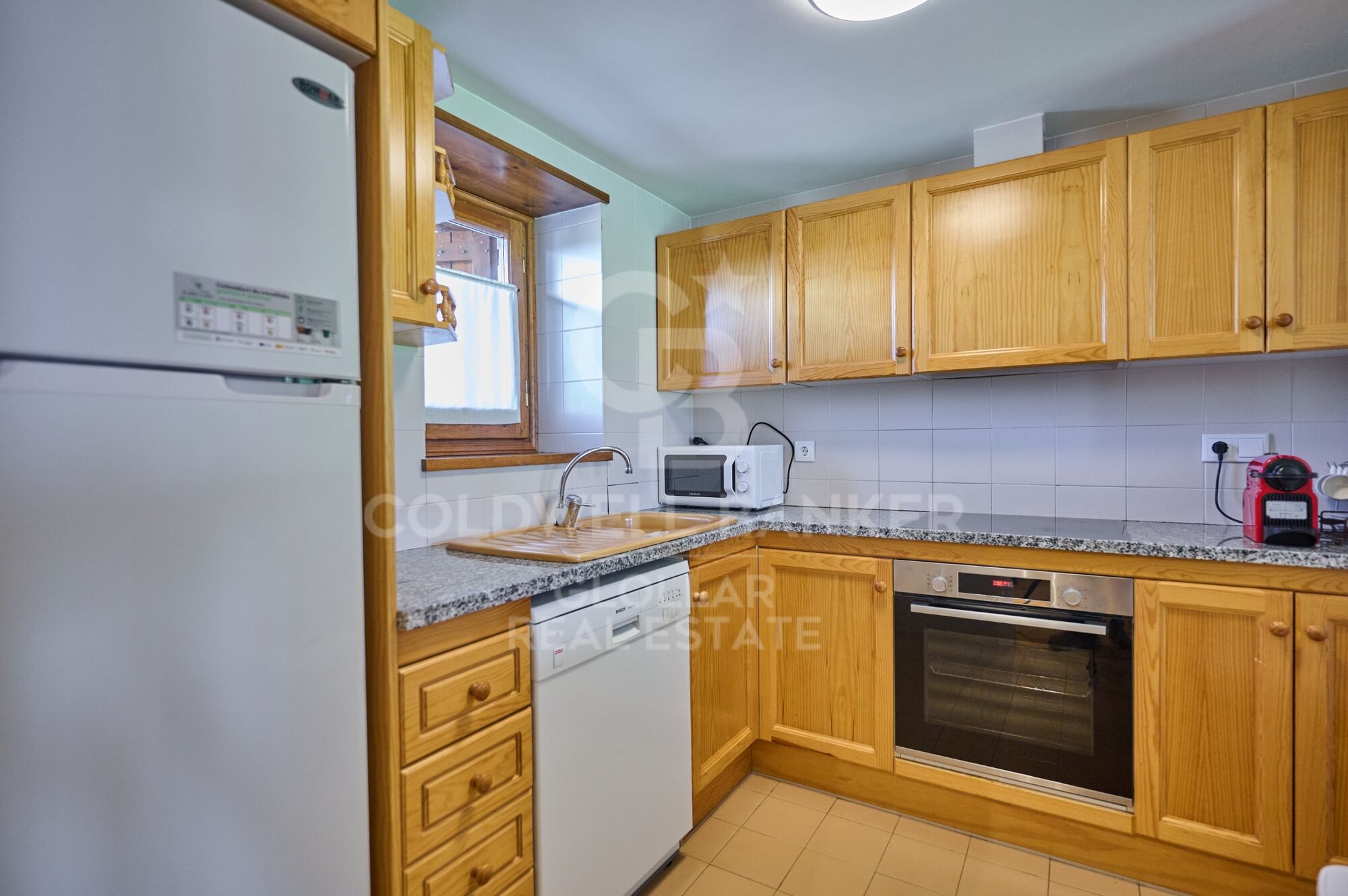 House 4 Bedrooms Sale Ger