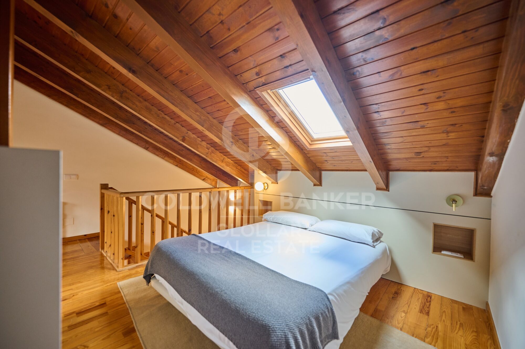 House 4 Bedrooms Sale Ger