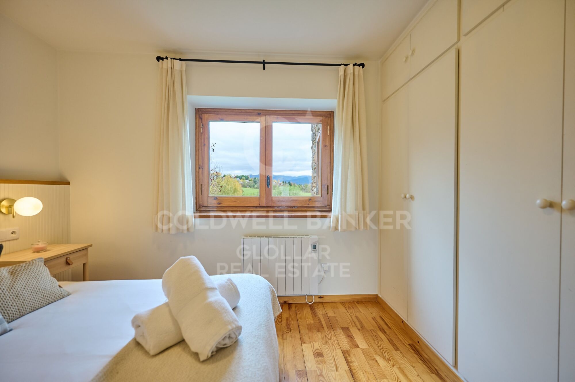 House 4 Bedrooms Sale Ger