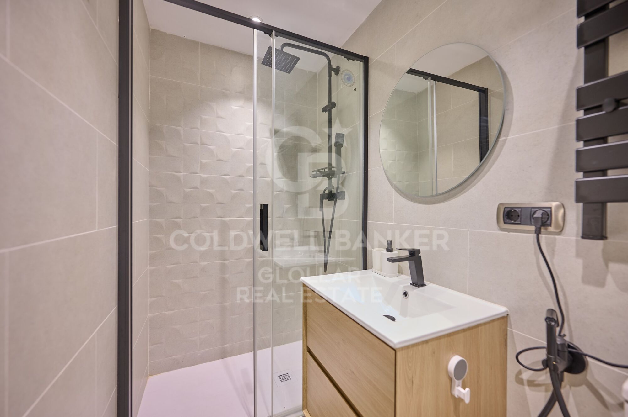 Apartment 1 Bedroom Sale Sainte-Léocadie