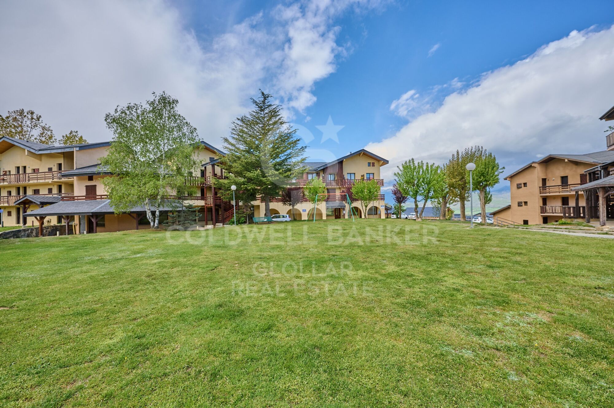 Apartment 1 Bedroom Sale Sainte-Léocadie