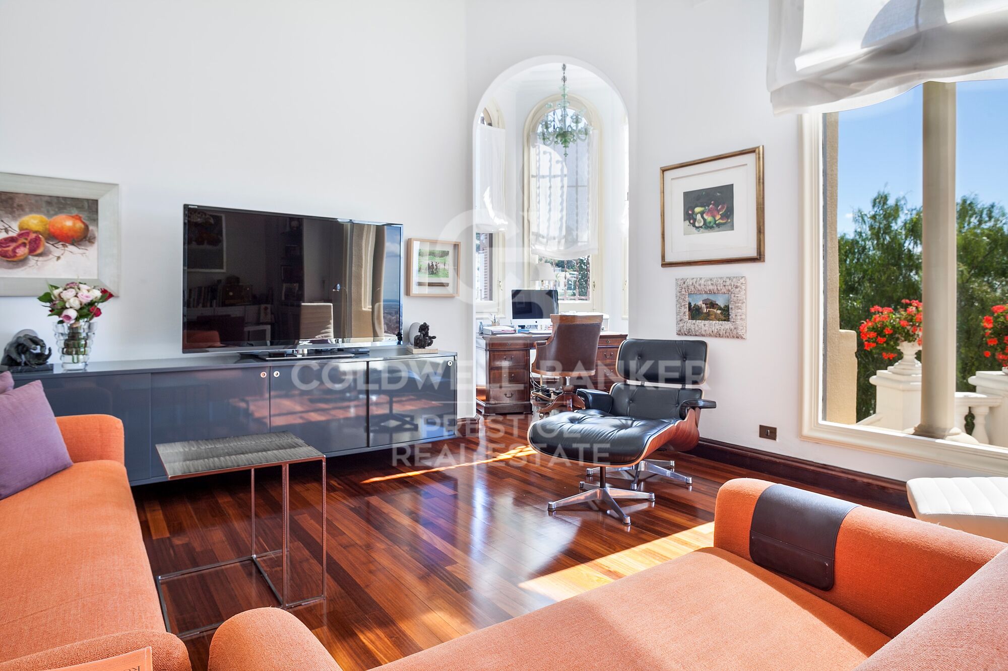 Modernist house for sale in Barcelona