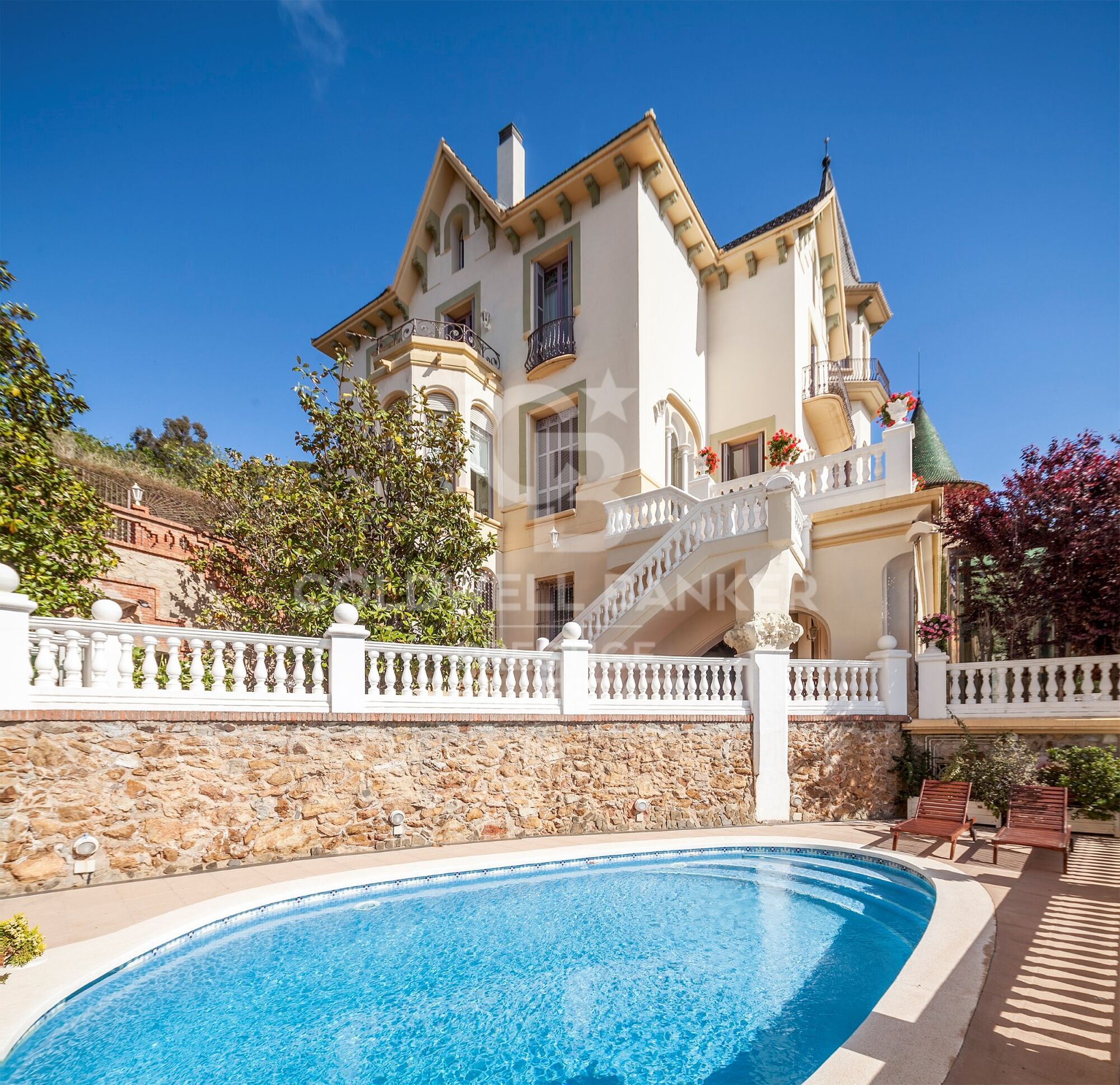 Modernist house for sale in Barcelona