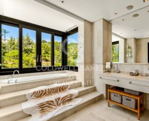 Spectacular Mediterranean-style villa in La Zagaleta