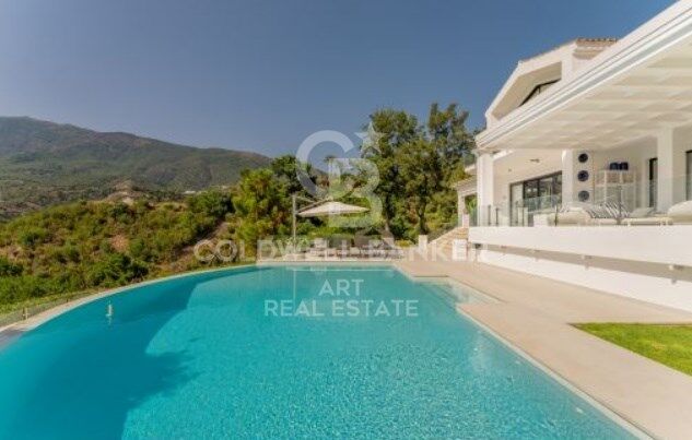 Spectacular Mediterranean-style villa in La Zagaleta