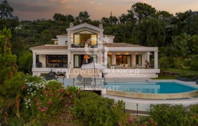 Espectacular villa de estilo mediterráneo en La Zagaleta