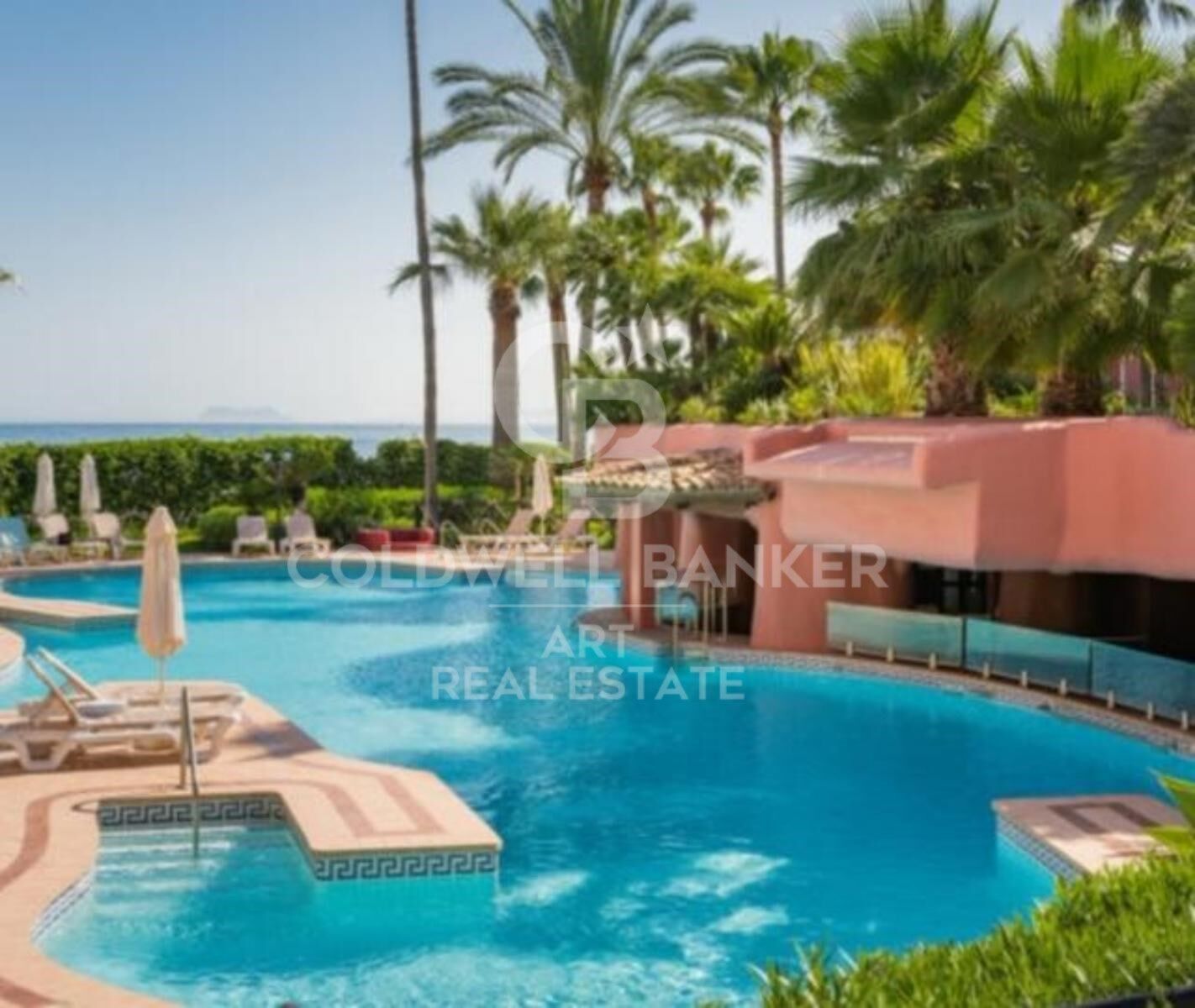 Beachfront Duplex Penthouse - A Mediterranean Retreade