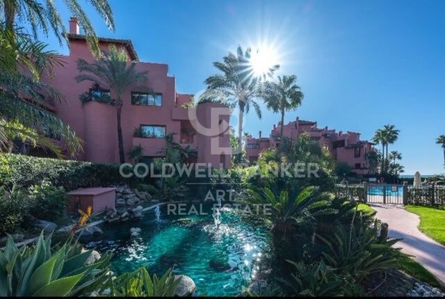 Beachfront Duplex Penthouse - A Mediterranean Retreade