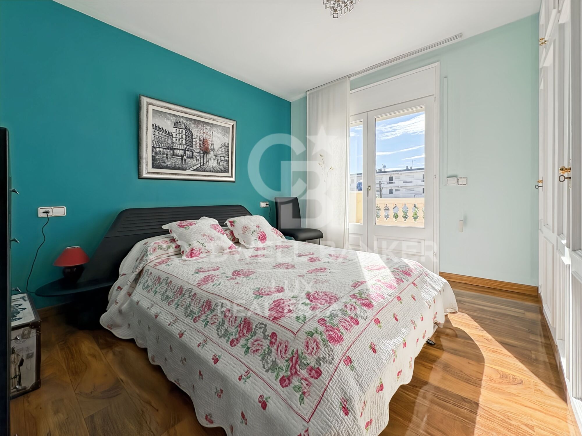 Casa en venta en Empuriabrava, alto standing, con garaje y piscina