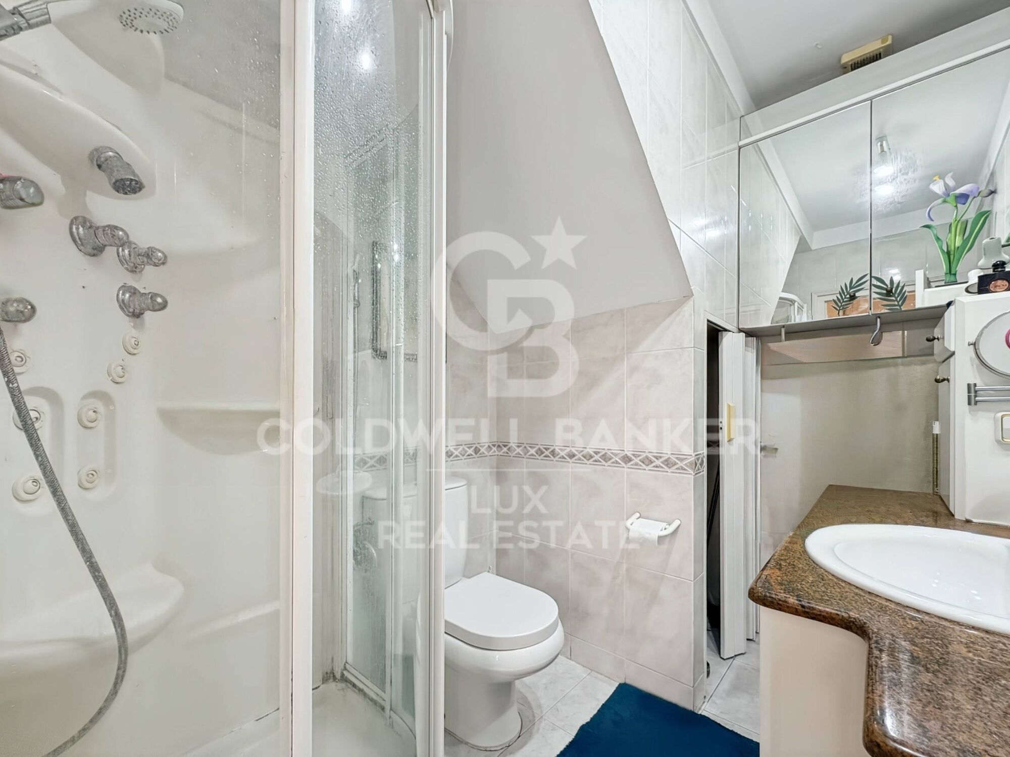 Casa en venta en Empuriabrava, alto standing, con garaje y piscina