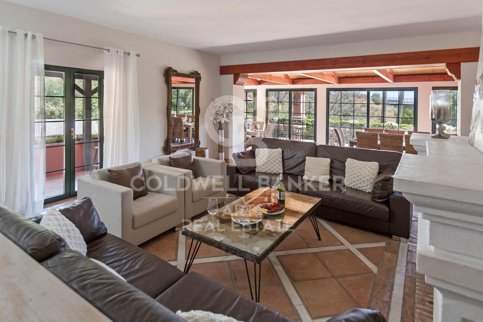 Exquisita Villa Mediterránea de 12 Dormitorios - Marbella, Costa del Sol