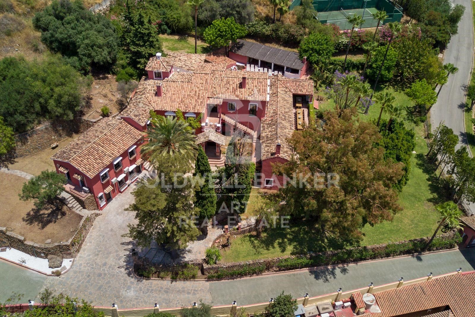 Exquise Villa Méditerranéenne de 12 Chambres - Marbella, Costa del Sol