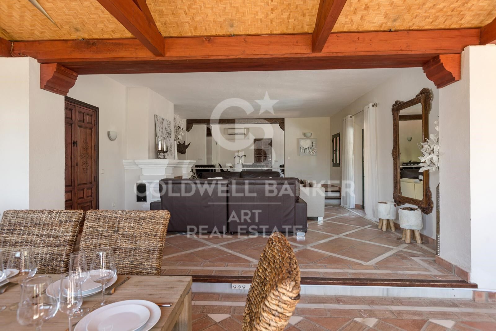 Exquisita Villa Mediterránea de 12 Dormitorios - Marbella, Costa del Sol