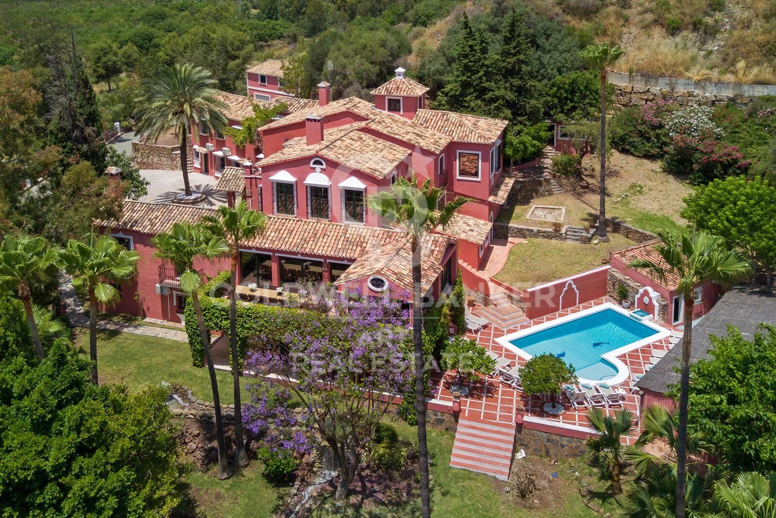 Exquisita Villa Mediterránea de 12 Dormitorios - Marbella, Costa del Sol