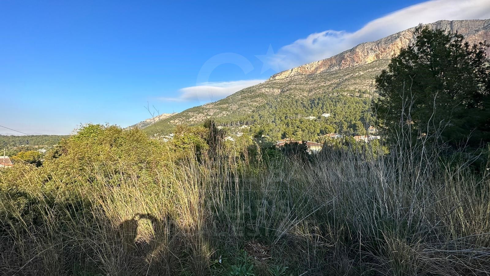 Exclusiva parcela urbana con vistas al Montgó - Ermita