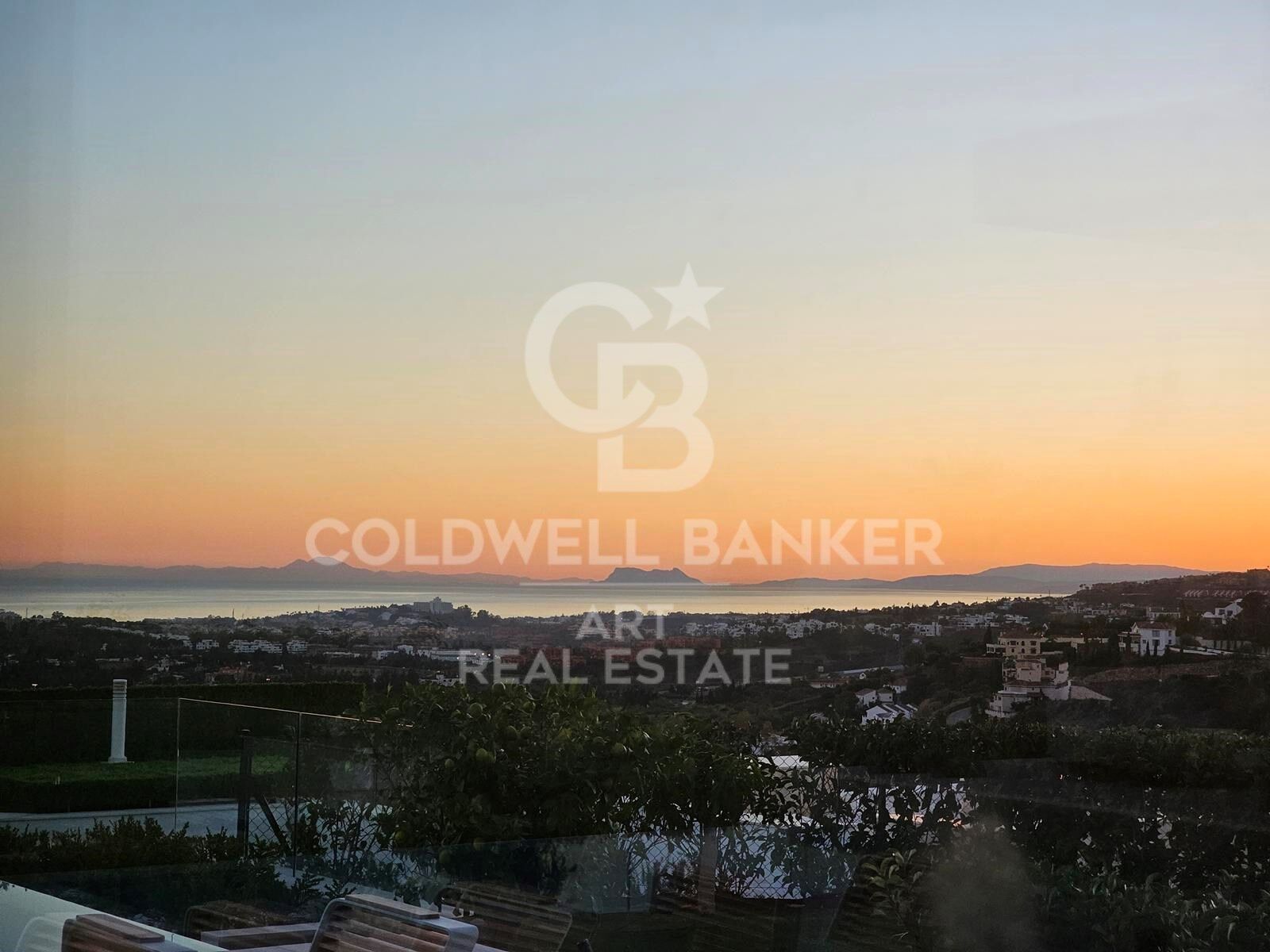 Exquisita villa de lujo con vistas panorámicas al Mediterráneo en La Quinta